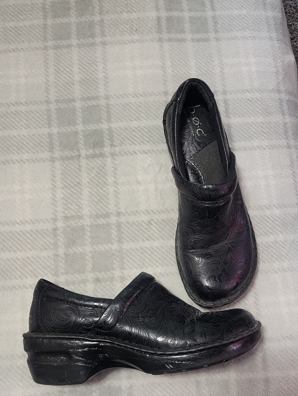 B.O.C. Black Women's Slip-On Leather Work Clog Size 8